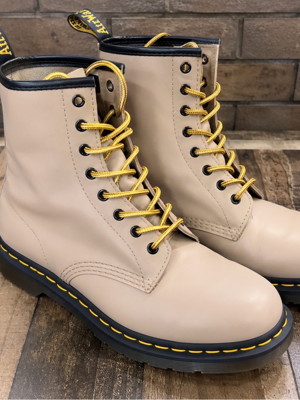 Dr. Martens 1460 Boots Mens 10 Womens 11 Beige Leather Yellow Laces UK 9 NNT